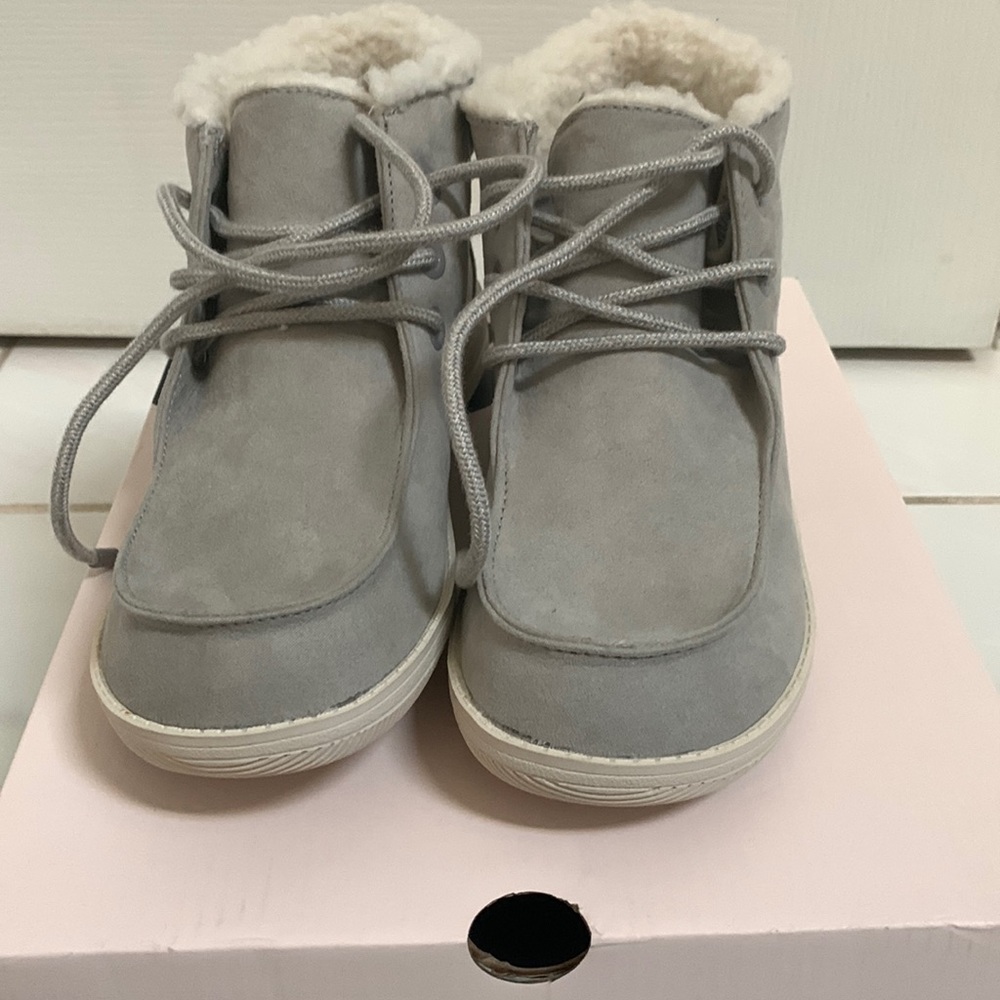 SO‎ Ivyy Ankle Boots Women’s Size 6 Grey Faux Suede Casual Lace Up